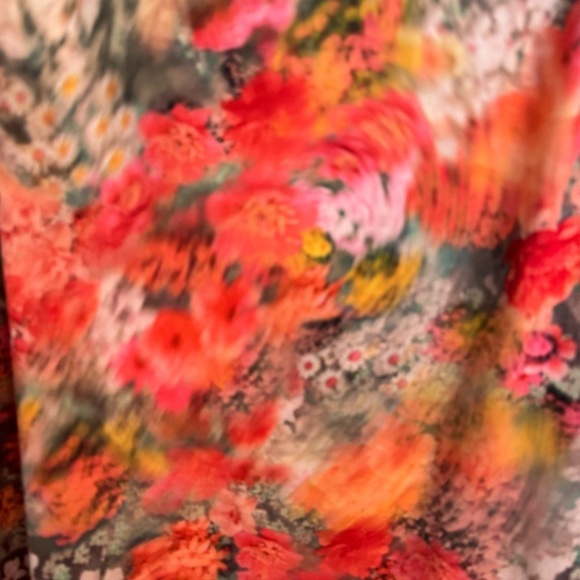 2/40 Athleta Chi Tank Top in Floral - Women’s Small - Picture 4 of 7